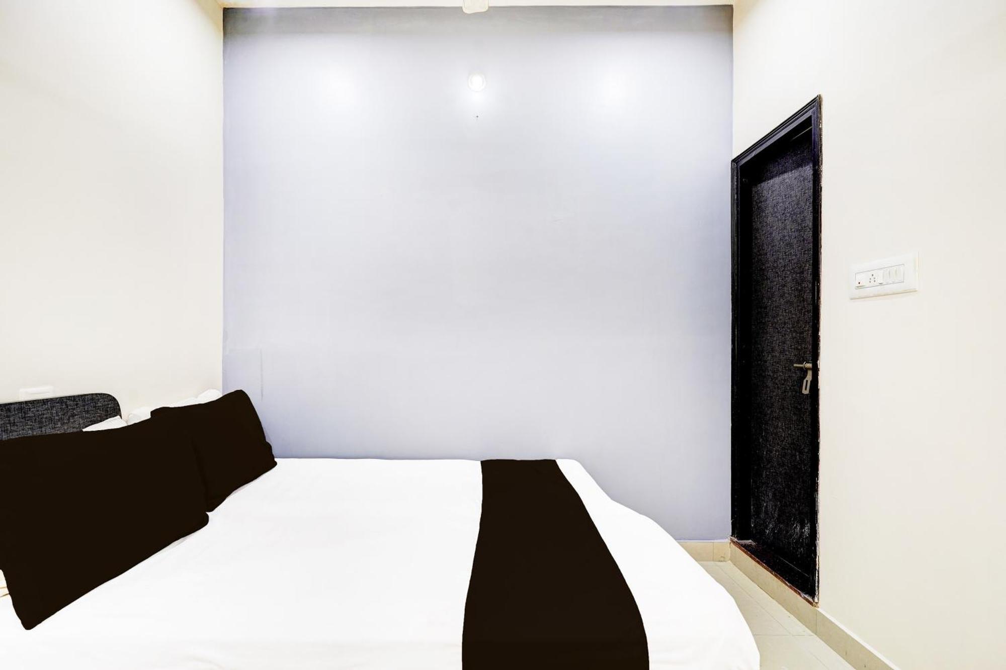 Nagananda Residency Hotel Bangalore Exterior photo